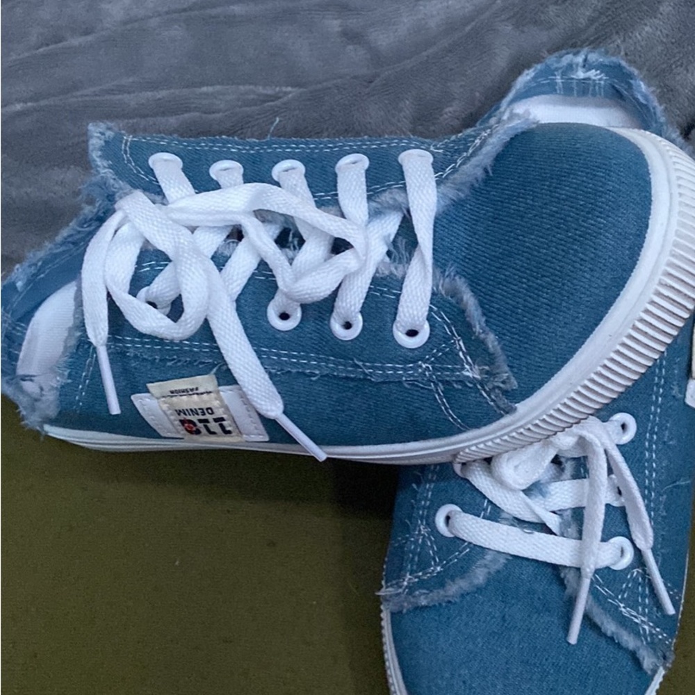 Faux denim shoes worn ONCE!